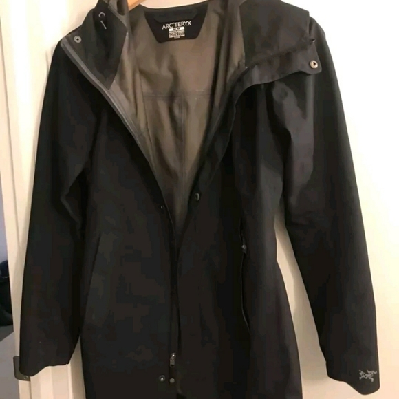 Arcteryx Gore Tex Codetta Coat M - Picture 6 of 10